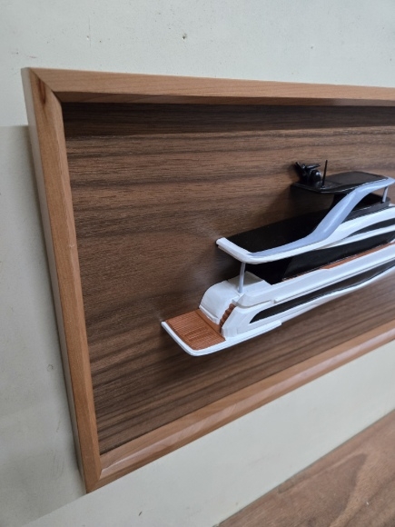 クルーザー飾り額の写真