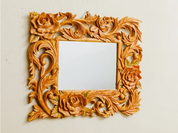 木彫飾りの鏡