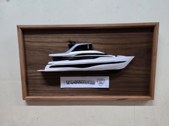 クルーザー飾り額